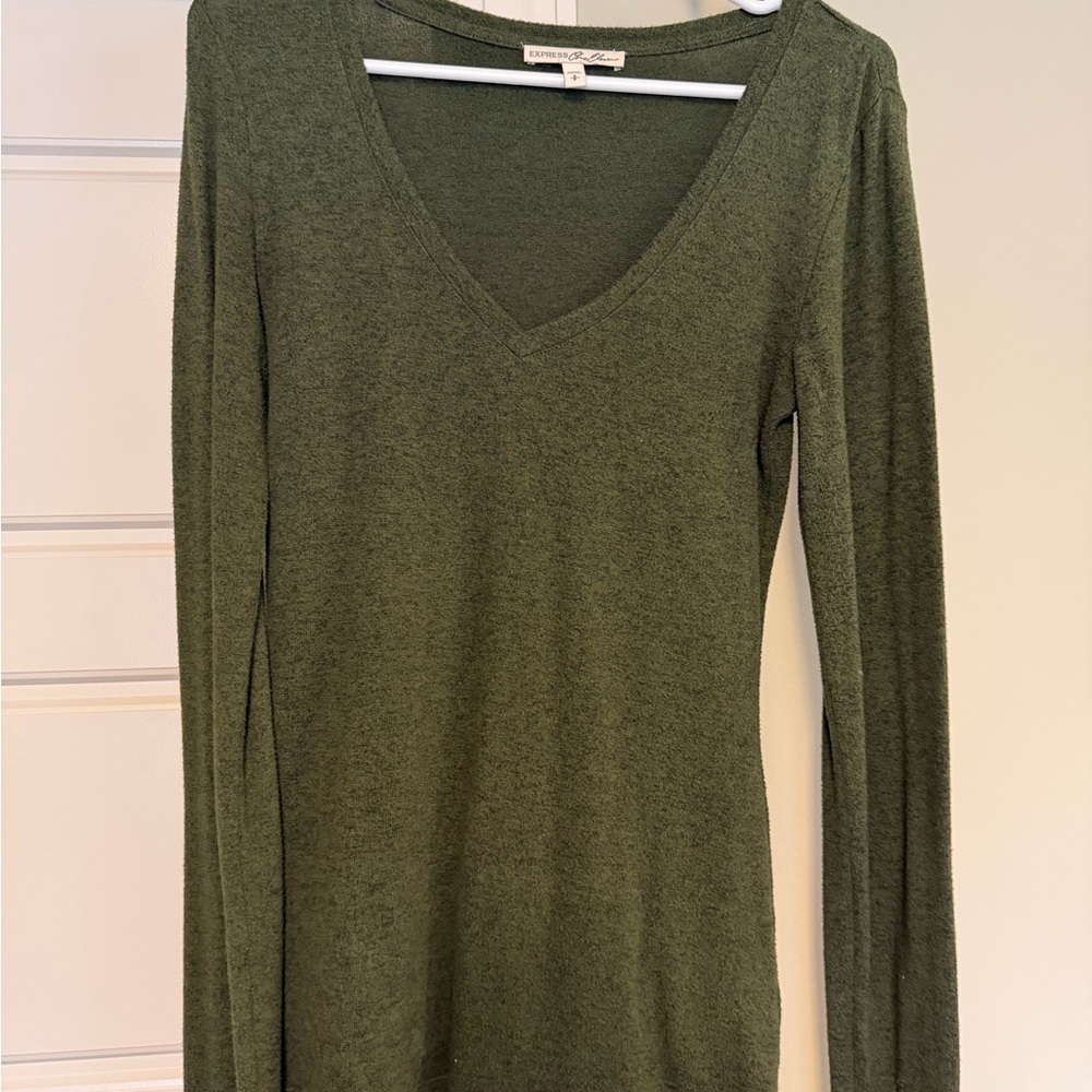 Express Deep Green V-Neck Long Sleeve Sweater